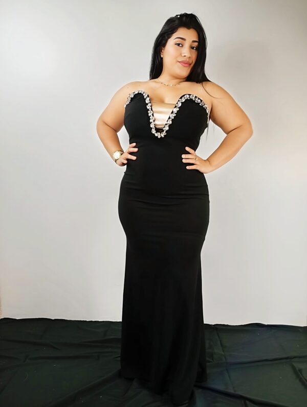 VESTIDO NEGRO
